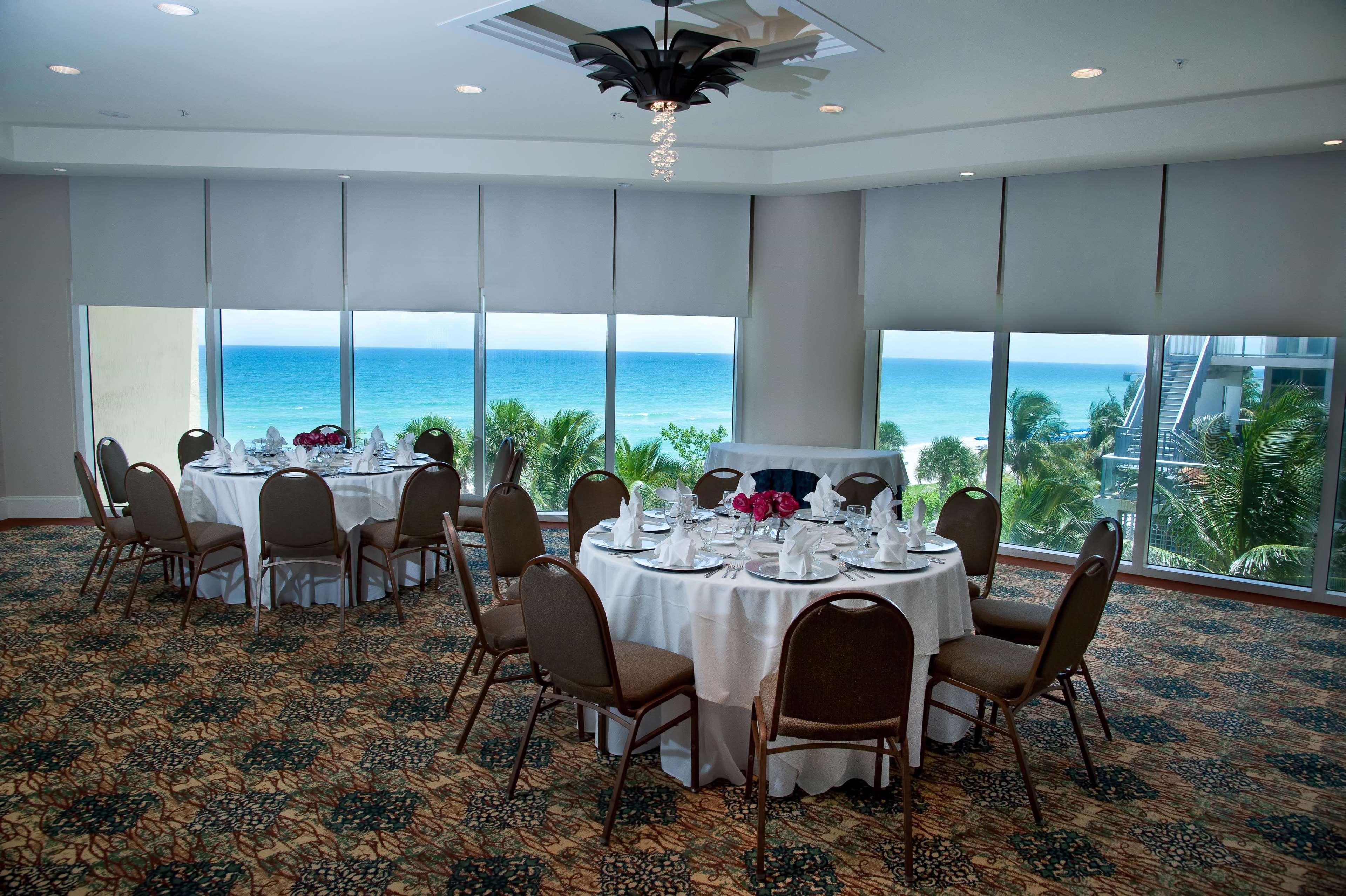 Doubletree By Hilton Ocean Point Resort - North Miami Beach Sunny Isles Beach Ngoại thất bức ảnh